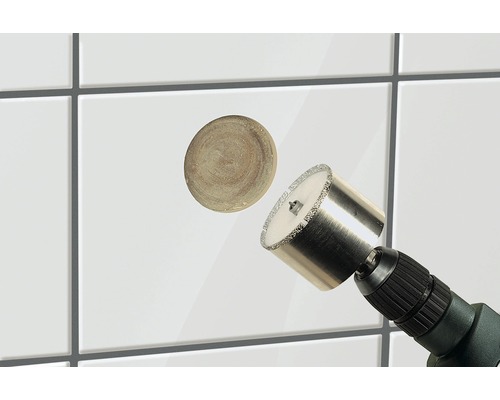 Freza de carotat faianță utilizată pe plăci albe