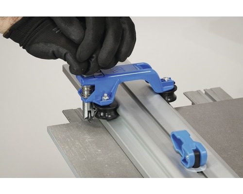 Mașină de tăiat faianță în utilizare cu mâna