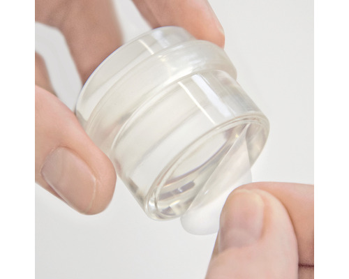 Dozator transparent cu cremă