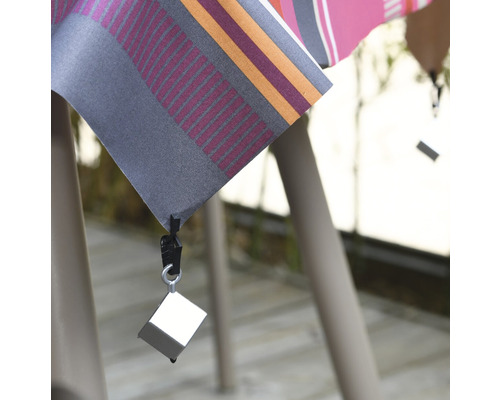 Greutate pentru fața de masă atașată la o față de masă