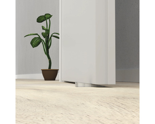 Oprirea ușii menține ușa deschisă