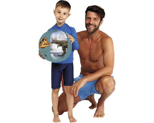 Tată și fiu cu o minge Jurassic World