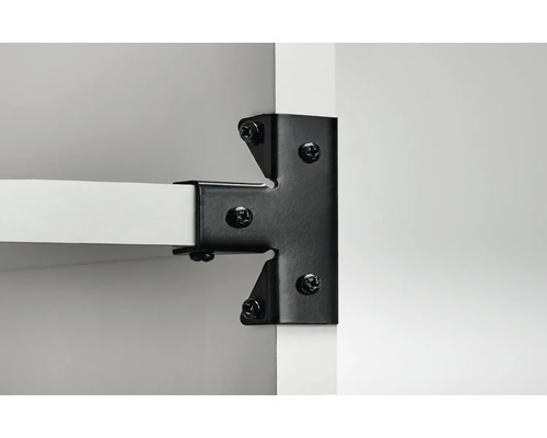 Prim-plan al unui raft cu suport de colț pentru fixare