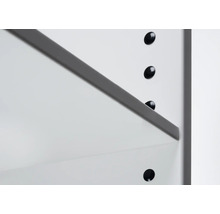 Imagine detaliată cu o poliță cu suporturi pentru poliță