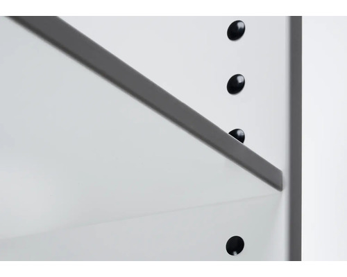 Imagine detaliată cu o poliță cu suporturi pentru poliță