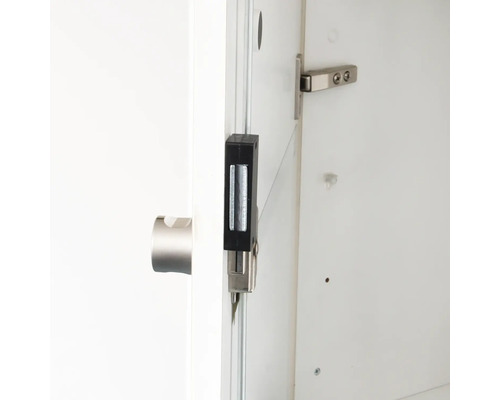 Prim-plan al unui dulap cu închidere magnetică