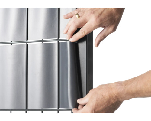 Instalarea unui paravan metalic