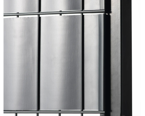 Imagine detaliată a unui element de gard cu bare de umplere și cadru