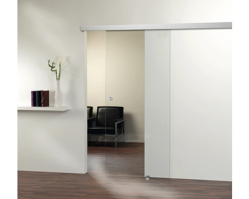 Scenă de cameră cu ușă glisantă din sticlă