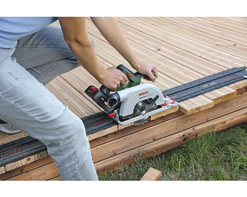 Fierăstrău circular manual Bosch UniversalCirc 18V-53, | HORNBACH