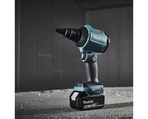 Șurubelniță cu magazie cu acumulator Makita cu acumulator de 18 volți