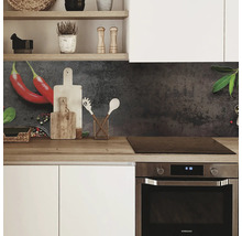 Protecție perete bucătărie cu motiv ardei iute într-o bucătărie modernă