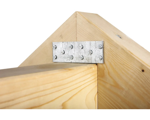 Construcție grinzi de lemn cu element de conectare metalic