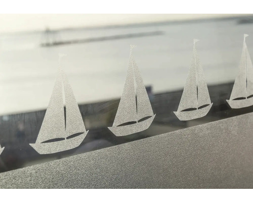 Sticlă decorativă cu motive de barcă cu pânze