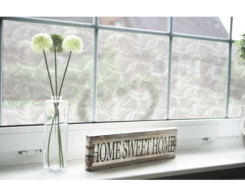 Folie decorativă pe fereastră cu model floral, vază și decorațiune