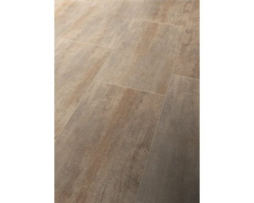 Plăci de podea montate în interior