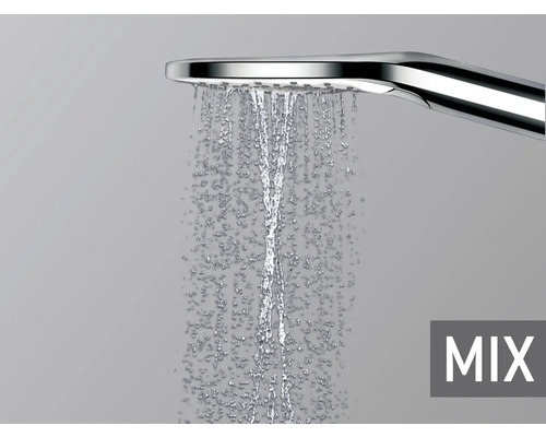 Duș de mână cu apă curgătoare