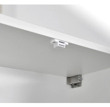 Interior dulap cu opritor magnetic și balama