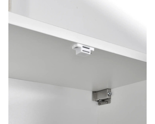 Interior dulap cu opritor magnetic și balama