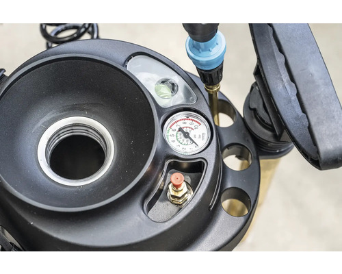 Extractor de ulei cu manometru și diverse racorduri