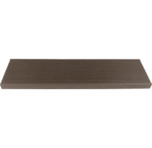 Decking din plastic cu suprafață canelată