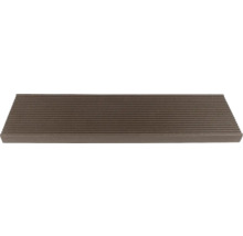 Decking din lemn compozit cu suprafață canelată