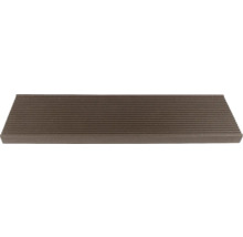 Decking de terasă din lemn compozit cu suprafață canelată