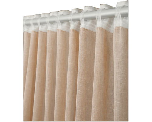 Perdea din material textil atârnând de o tijă de perdea