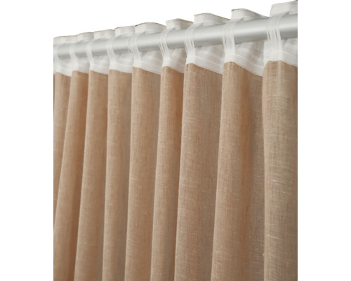 Perdea cu suspensie cu bucle pe o bară de perdea