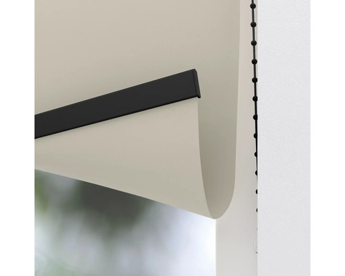 Prim-plan cu o rolă cu lanț de tragere