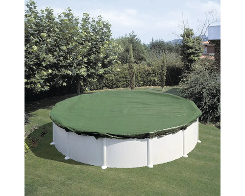 Piscină rotundă acoperită în grădină.