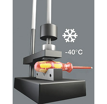 Șurubelniță în test de frig la minus 40 de grade