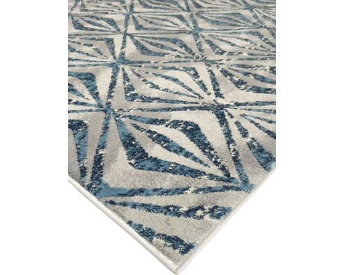 Covor cu model geometric