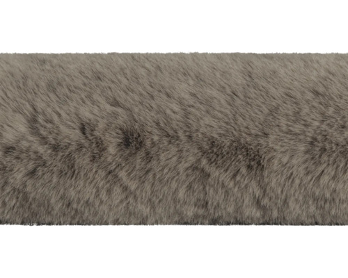 Prim-plan cu un covor cu fibre lungi