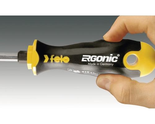 Șurubelniță ergonomică cu mâner negru și logo Felo în mână