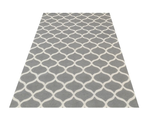 Covor gri cu model marocan