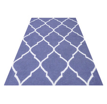 Covor cu model geometric pentru interior