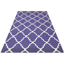 Covor cu model geometric