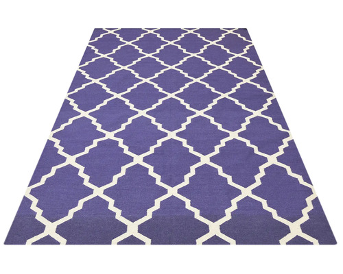 Covor cu model geometric