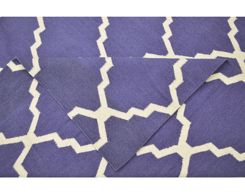 Covor cu model geometric