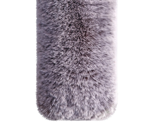 Prim-plan cu un covor cu textură de blană