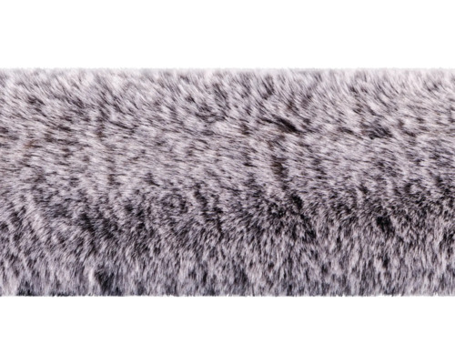 Prim-plan al unui covor cu fibre lungi