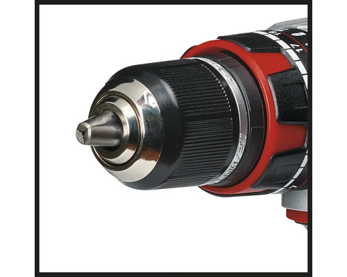 Prim-plan cu mandrina unei mașini de găurit.