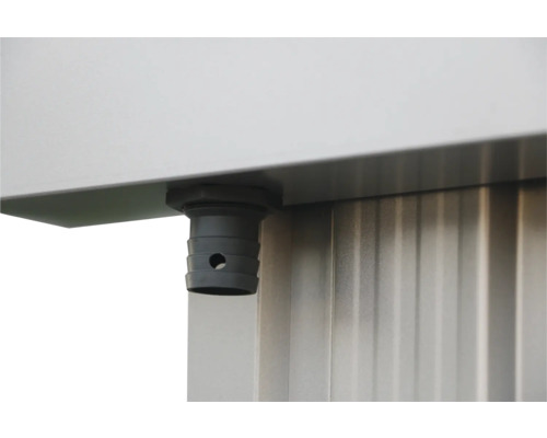 Imagine detaliată a unei chiuvete cu set de scurgere