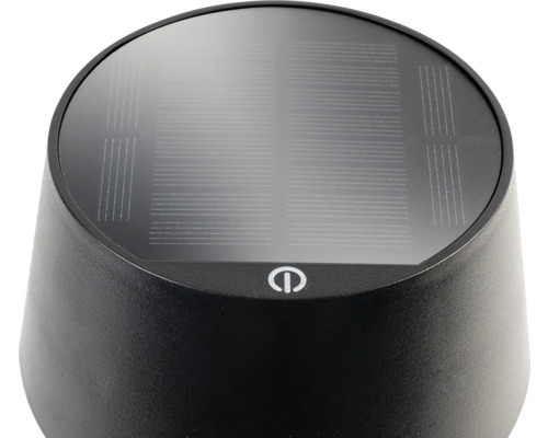 Lampă solară cu panou solar și întrerupător