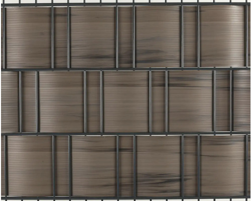 Element de gard cu aspect de lemn și cadru metalic