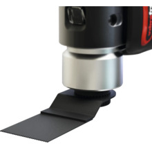 Unealtă oscilantă cu lamă de ferăstrău