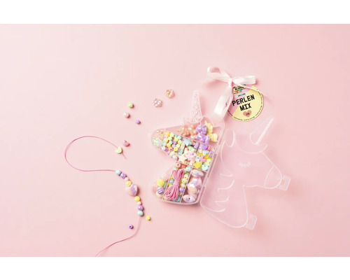 Set de amestec de mărgele unicorn cu mărgele într-un recipient unicorn, panglică și colier parțial finisat