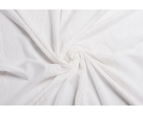 Material textil la metru, așezat cu pliuri