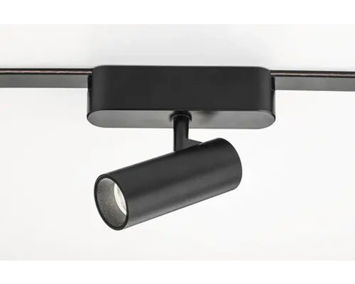Spot LED negru pe o șină pentru montaj pe tavan